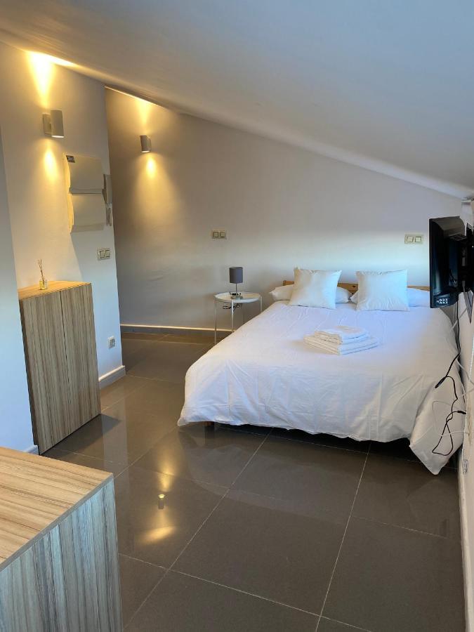 Apartamentos Fuente Arriba Poyales Del Hoyo Exteriér fotografie