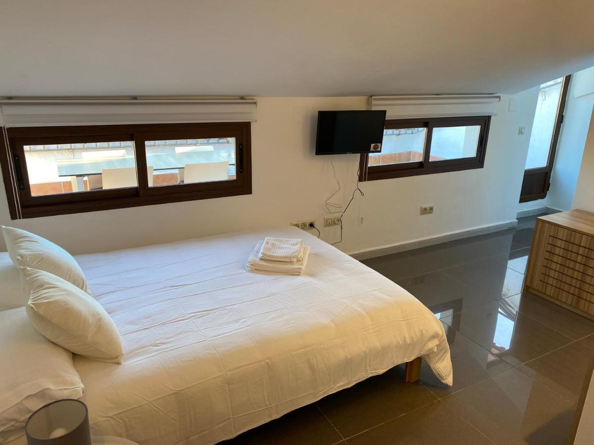 Apartamentos Fuente Arriba Poyales Del Hoyo Exteriér fotografie
